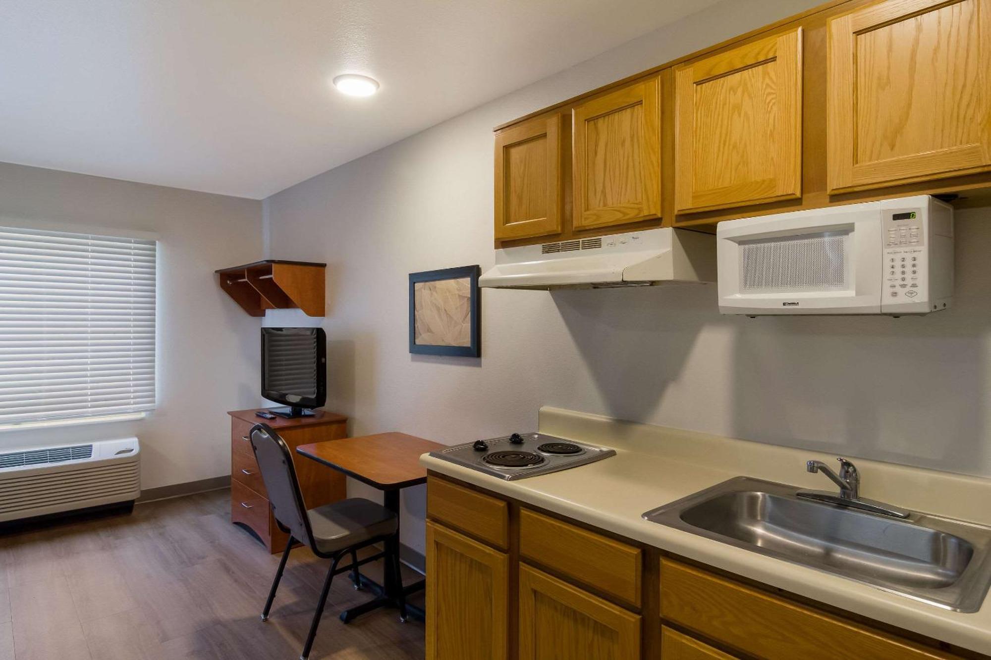 Woodspring I-295 East Hotel